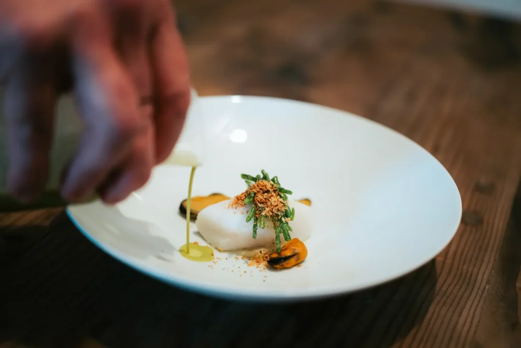 9-Gänge Menu im Fine Dining Restaurant Stahl Auernhofen: Black Cod l Queller