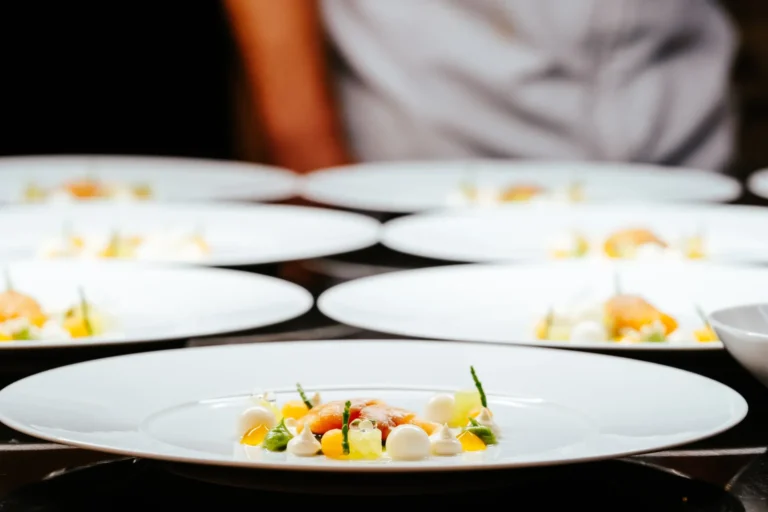 Fine Dining in der Hochzeit Event Location Winzerhof Stahl™ nahe Taubertal zw. Würzburg u. Rothenburg · köstlich speisen, feine Weine, feiern bis zum Morgengrauen