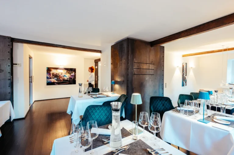 Fine Dining Restaurant Stahl Auernhofen zwischen Würzburg und Rothenburg