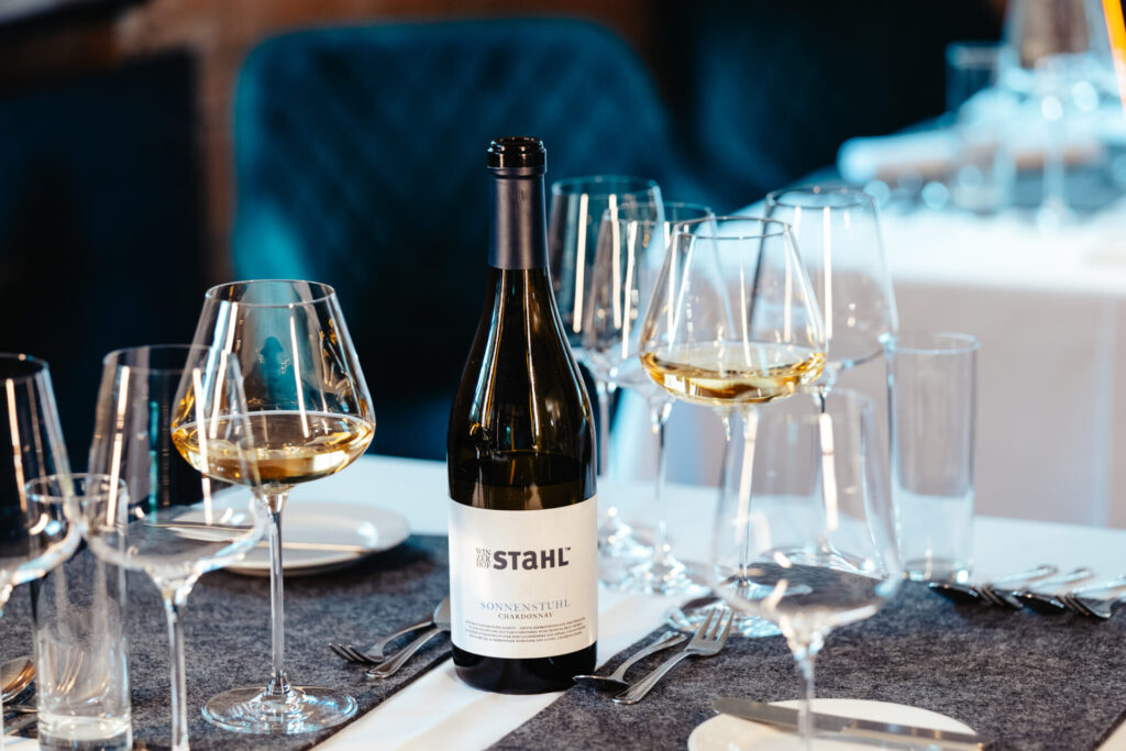 Weinbegleitung im Gourmet Restaurant Stahl Auernhofen zwischen Würzburg und Rothenburg