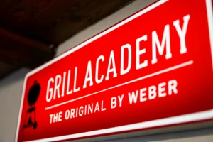 Beschilderung der Weber Grill Academy auf dem Winzerhof Stahl Auernhofen in Zusammenarbeit mit Weber Store Ansbach