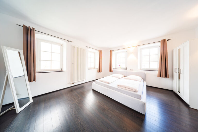 Gästezimmer im Winzerhof Stahl - große, moderne, einfache Loft Suiten