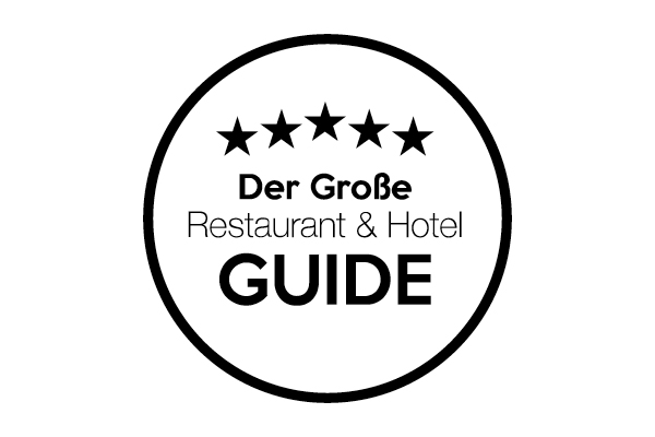 4,5 von 5 Hauben im Der Große Restaurant & Hotel Guide für den Winzerhof Stahl Auernhofen, nahe liebliches Taubertal zwischen Würzburg und Rothenburg